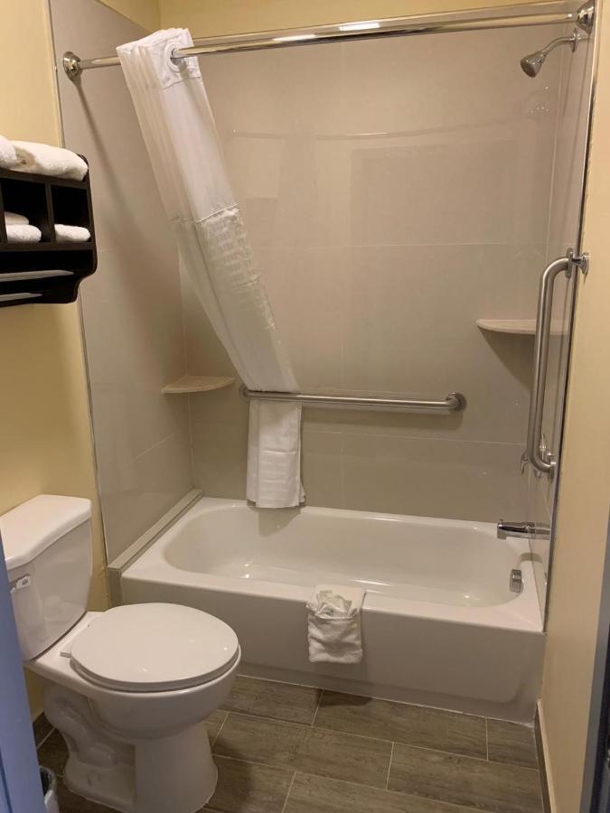 Homestay Inn & Suites Edinburg Buitenkant foto
