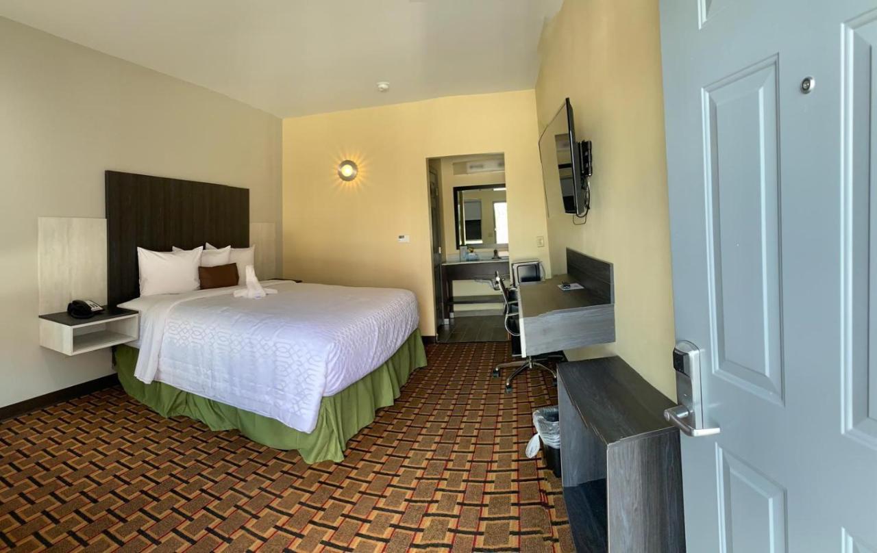 Homestay Inn & Suites Edinburg Buitenkant foto